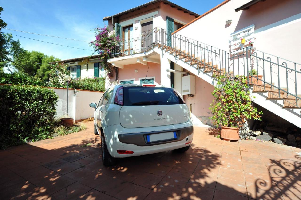 فيلا Casa Con Grande Terrazza, Ac, Wifi, Posto Auto E Vicino Al Mare إمبيريا المظهر الخارجي الصورة